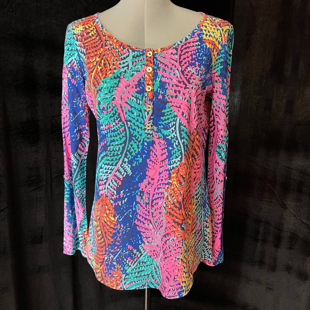 Lilly Pulitzer Womens Electric Feel Henley Shirt Colorful 3/4 Sleeve Top SMALL